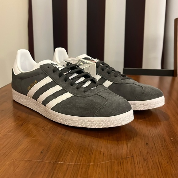 adidas gazelle silver green womens Adidas | Gazelle Sneakers for Men main image 0